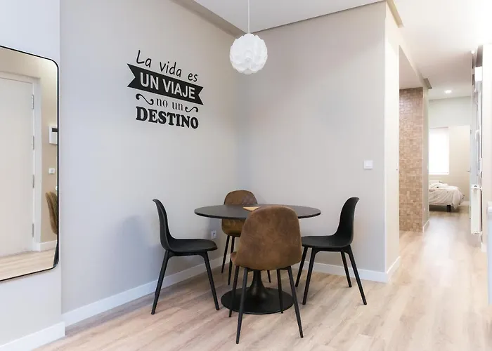 Boston - Centro, Nuevo, Confort, Wifi דירה *